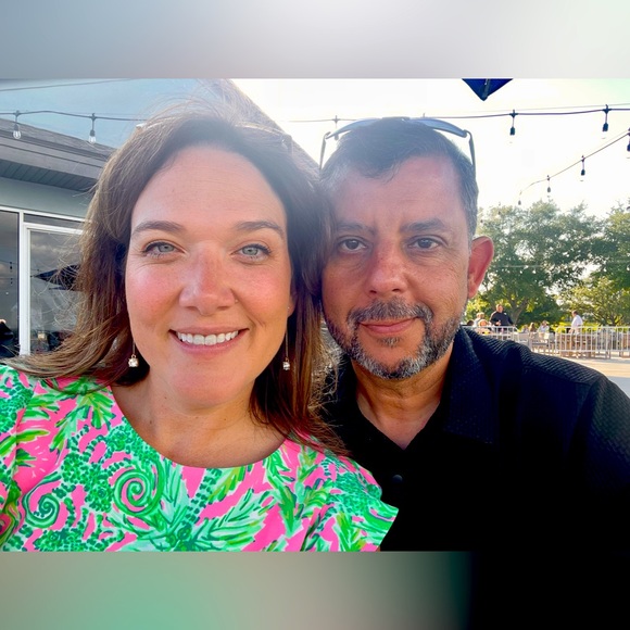 Meet your Posher, Jessica - Picture 1 of 1